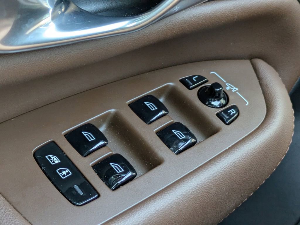 Certified 2023 Volvo XC90 B6 Plus w/ Protection Package Premier AWD/4WD image 25