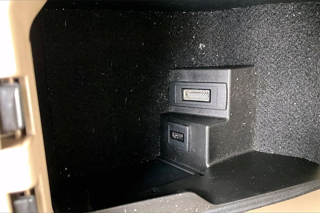 Used 2015 Mercedes-Benz C 250 Coupe image 28