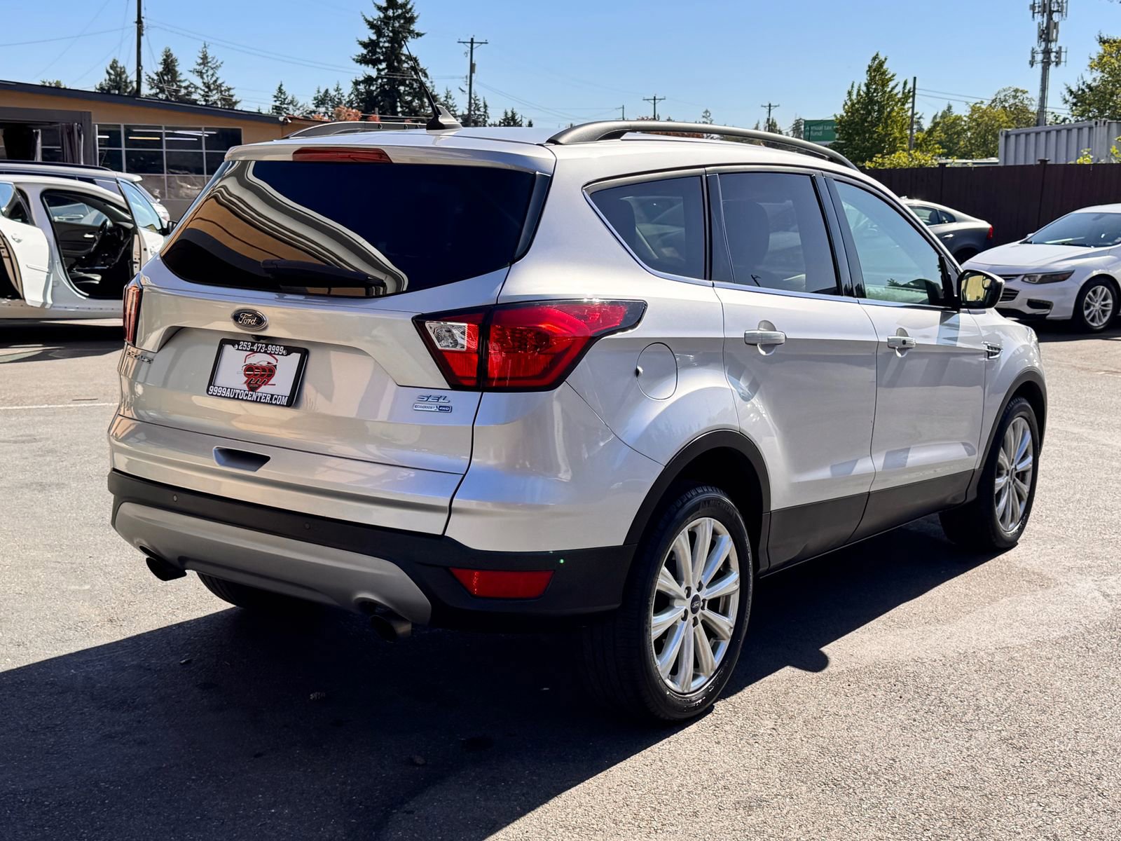 Used 2019 Ford Escape SEL AWD/4WD image 6