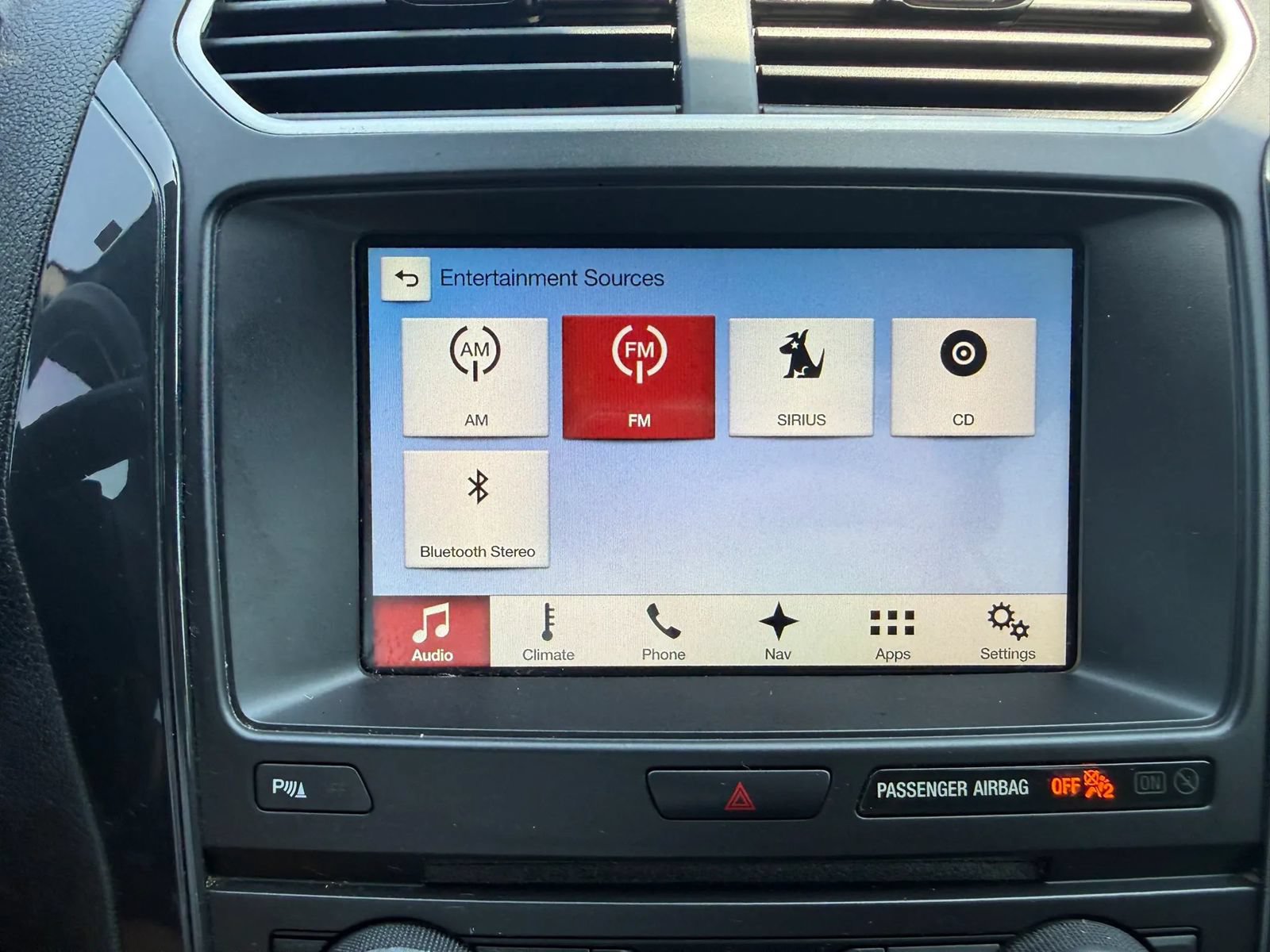 Used 2017 Ford Explorer XLT w/ Equipment Group 202A FWD image 36