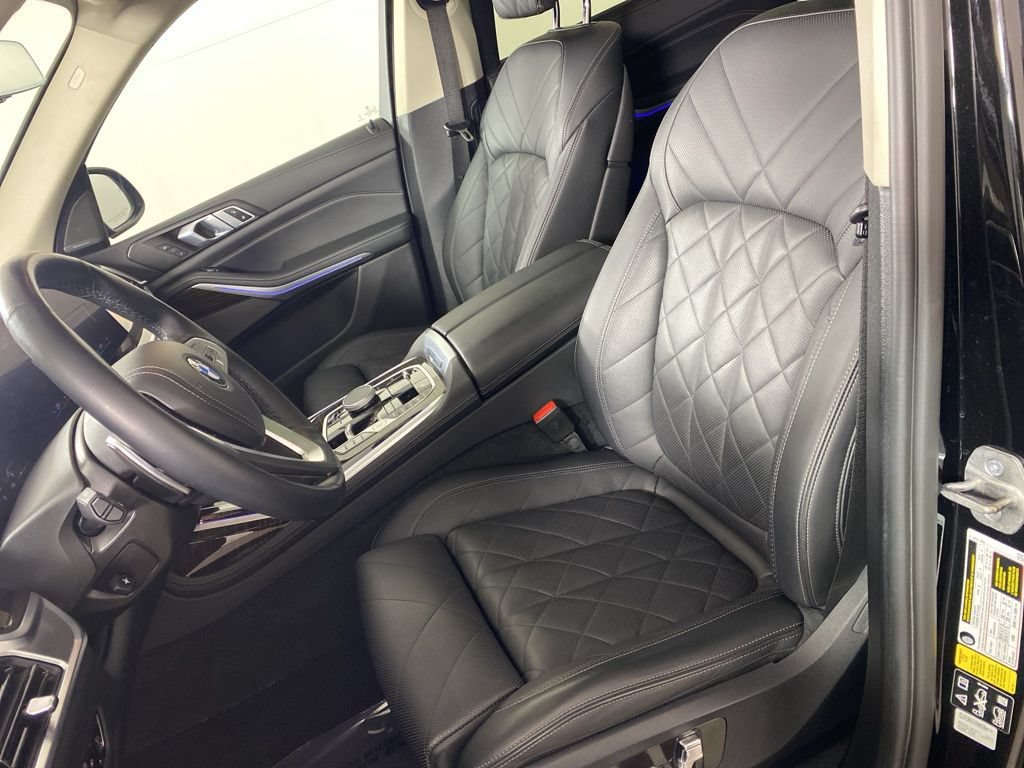 Used 2023 BMW X7 xDrive40i w/ Premium Package AWD/4WD image 22
