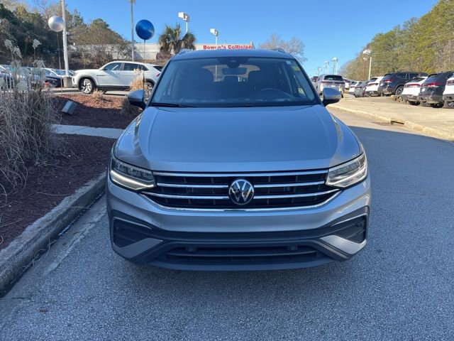 Used 2024 Volkswagen Tiguan SE image 35