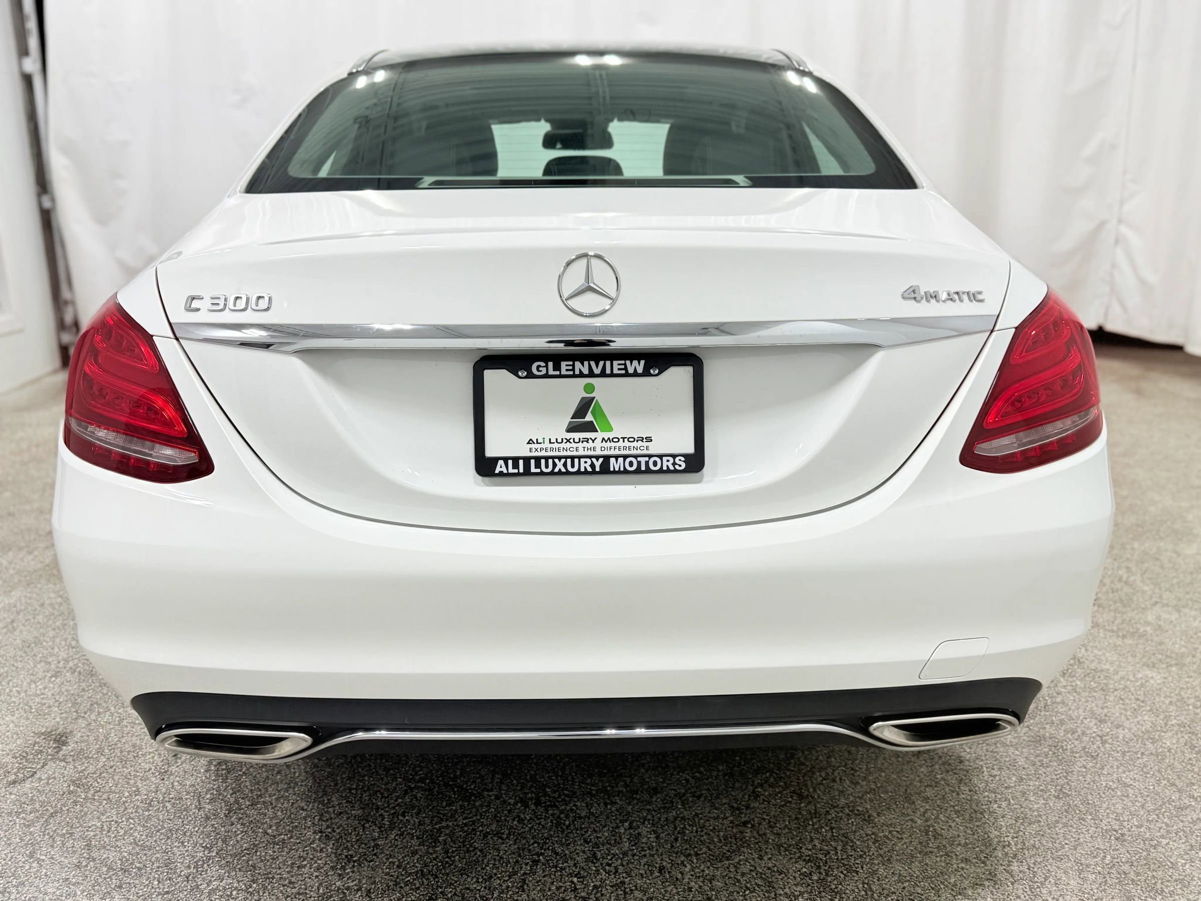 Used 2017 Mercedes-Benz C 300 4MATIC Sedan image 7