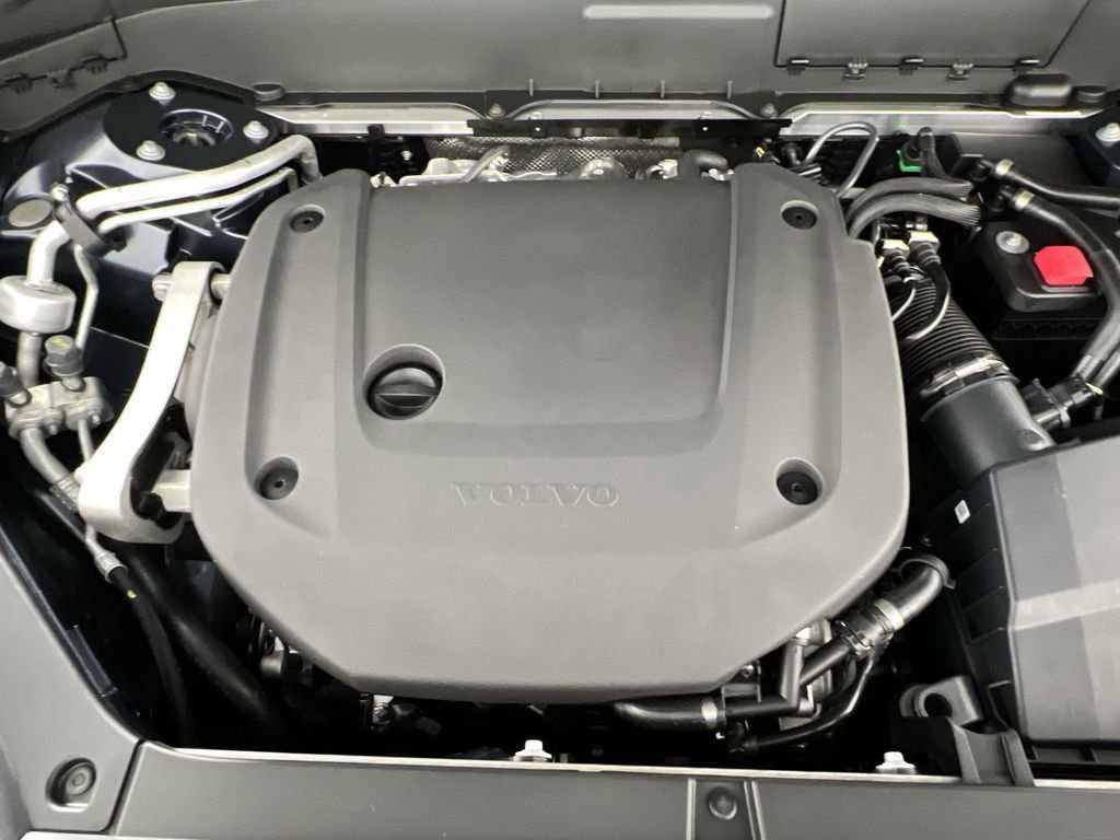New 2026 Volvo XC90 B6 Plus w/ Protection Package Premier AWD/4WD image 16