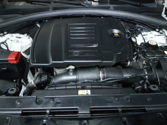 Used 2021 Land Rover Range Rover Velar R-Dynamic S image 35