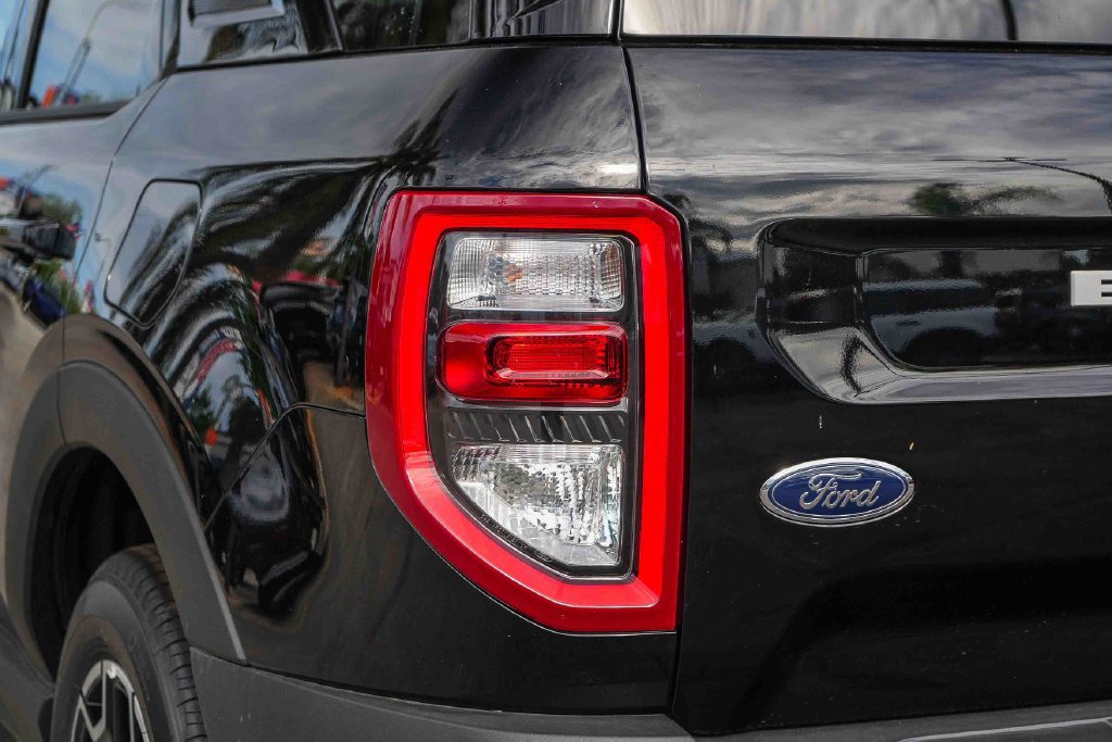 New 2025 Ford Bronco Sport Outer Banks w/ Outer Banks Tech Package+ AWD/4WD image 10