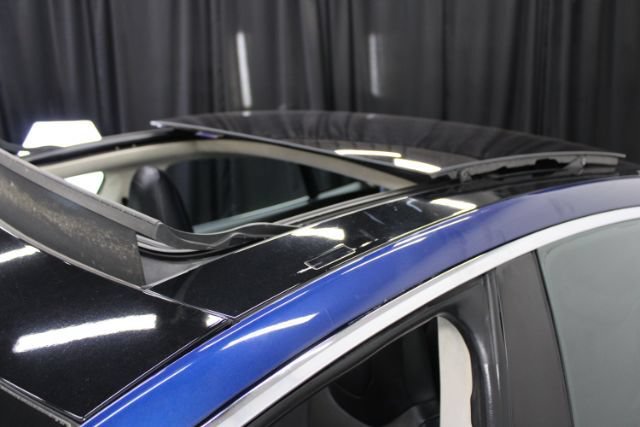 Used 2015 Tesla Model S 70D AWD/4WD image 15