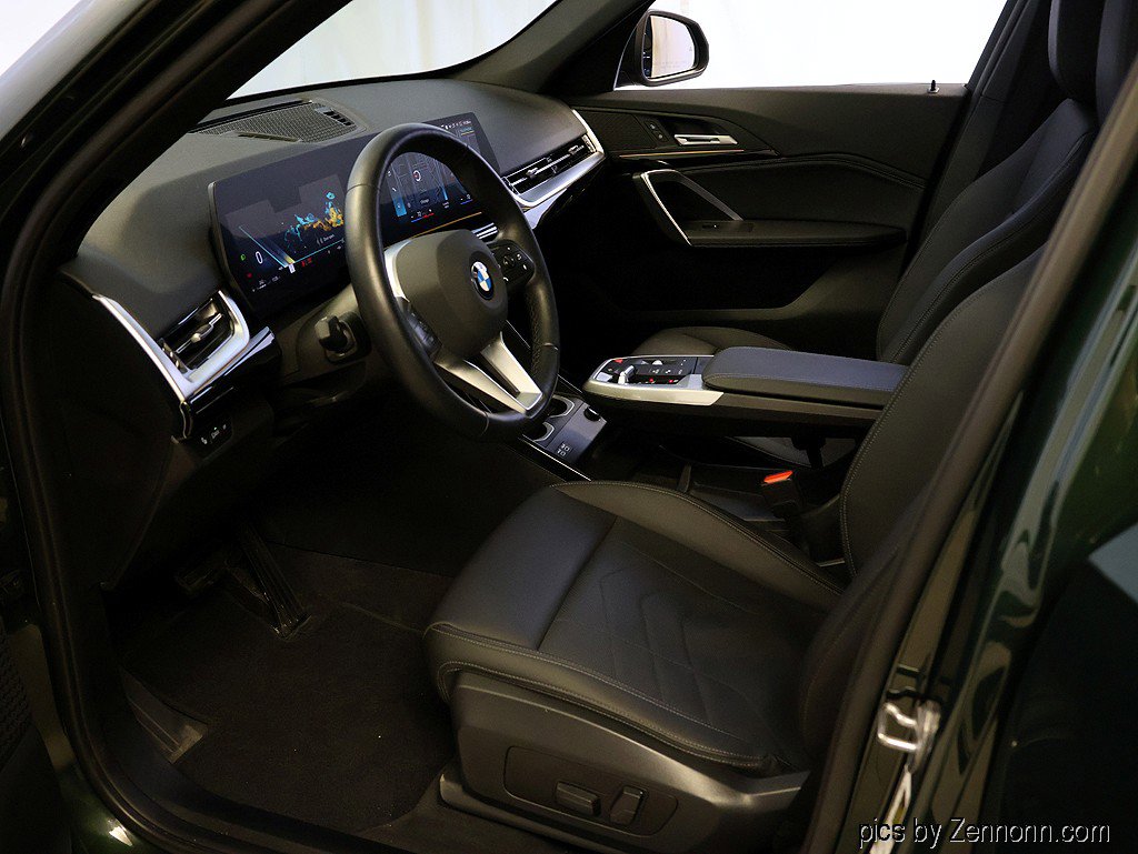 Certified 2023 BMW X1 xDrive28i w/ Convenience Package image 11