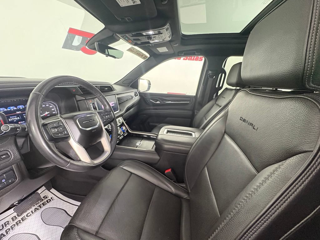 Used 2021 GMC Yukon Denali w/ Denali Premium Package RWD image 13