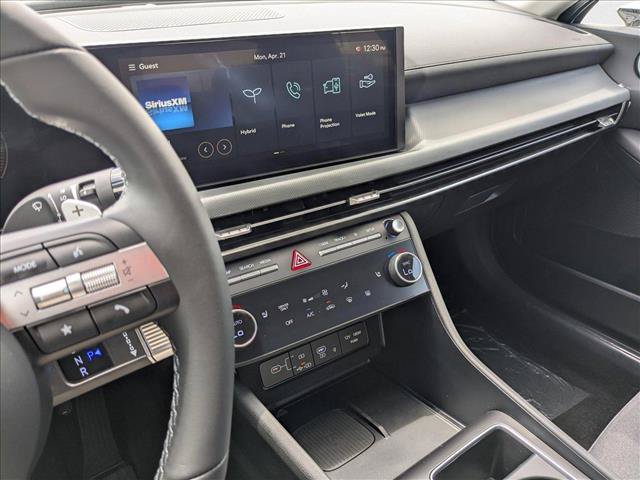New 2025 Hyundai Sonata SEL FWD image 12