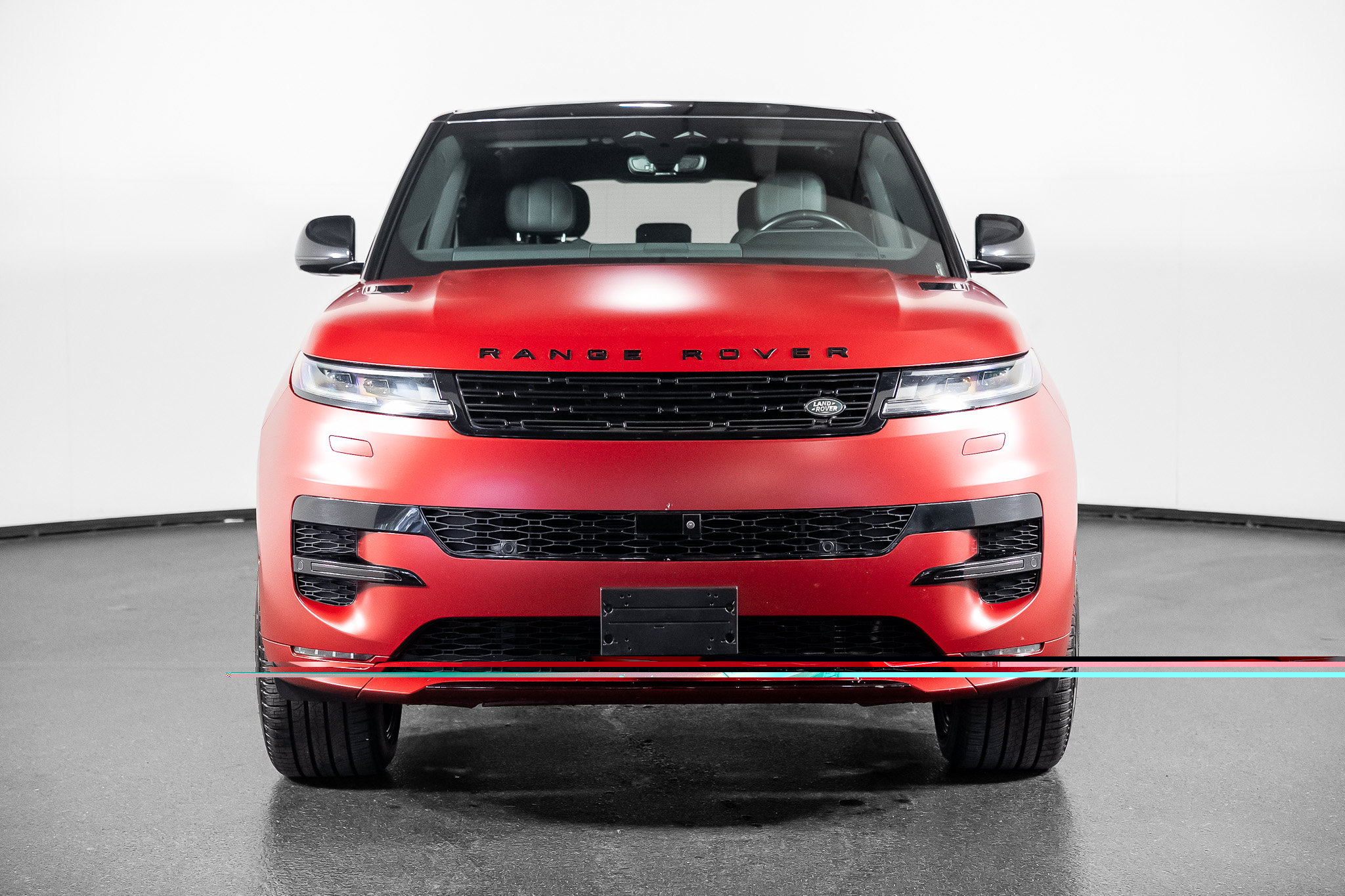 Used 2024 Land Rover Range Rover Sport Dynamic SE AWD/4WD image 4
