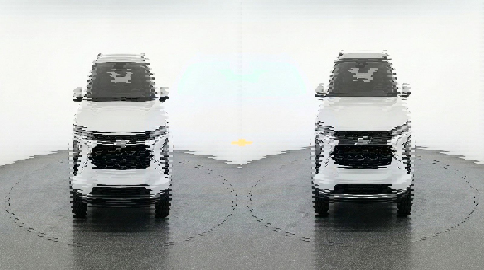 Used 2025 Chevrolet Trax LT image 2