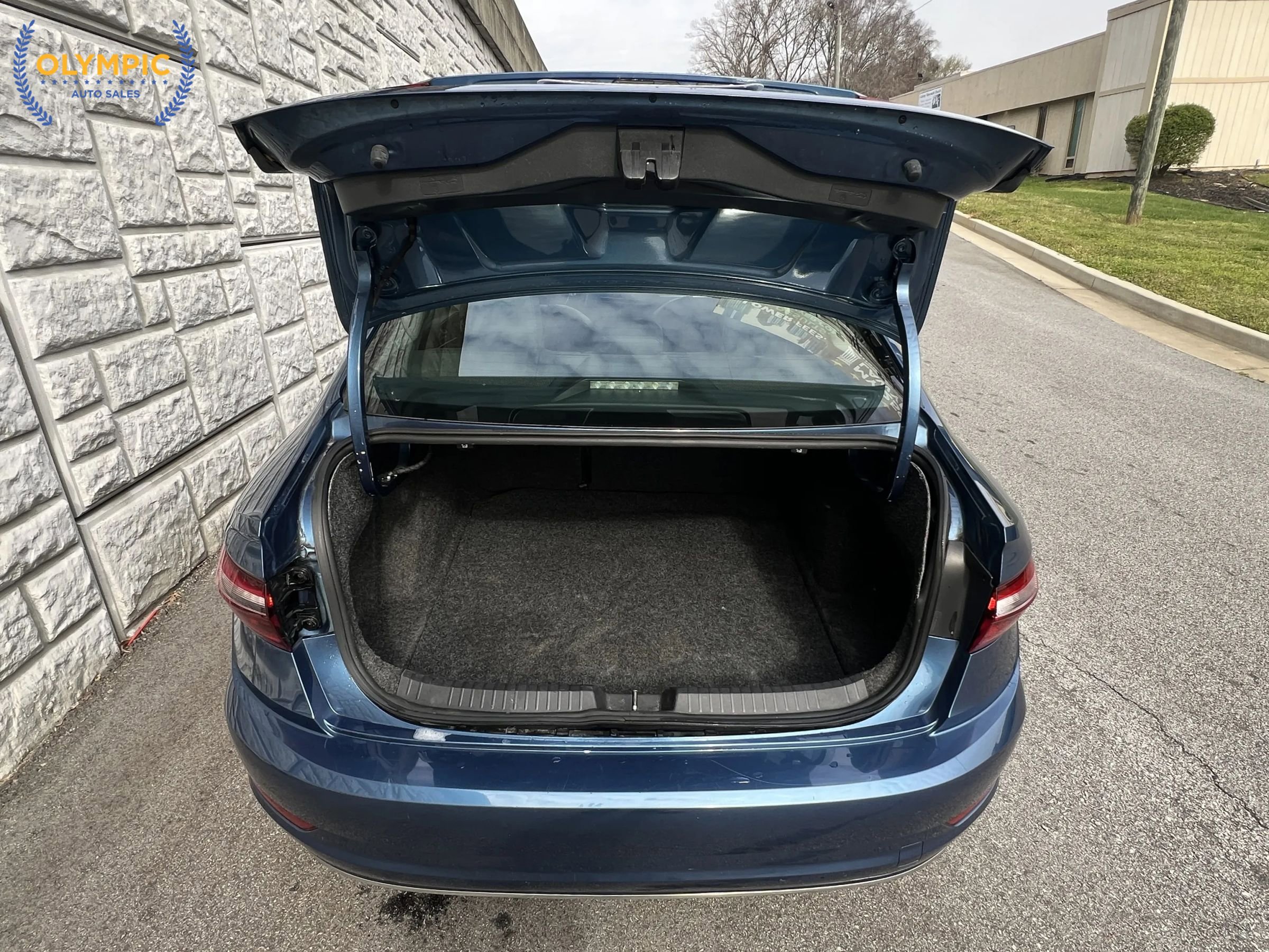 Used 2021 Volkswagen Jetta SE image 48