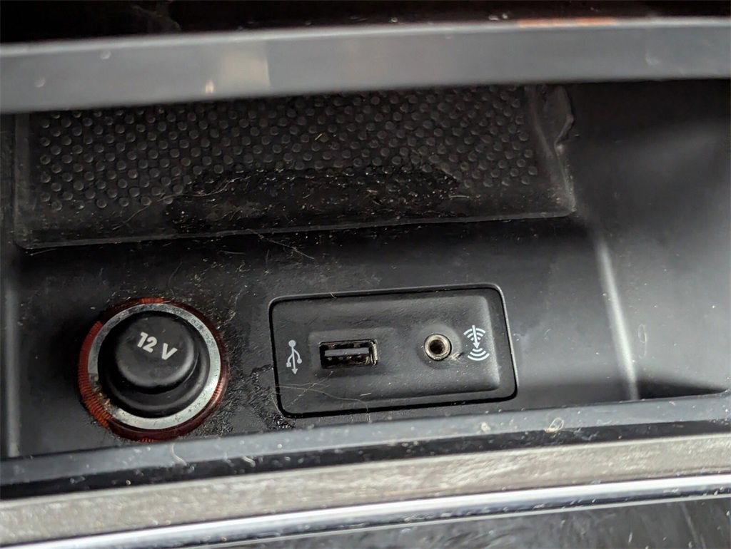 Used 2018 Volkswagen Passat 2.0T SEL Premium image 18