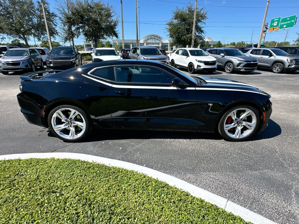 Used 2022 Chevrolet Camaro SS RWD image 4