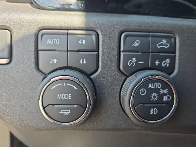 Used 2024 Chevrolet Silverado 1500 ZR2 w/ Technology Package image 25