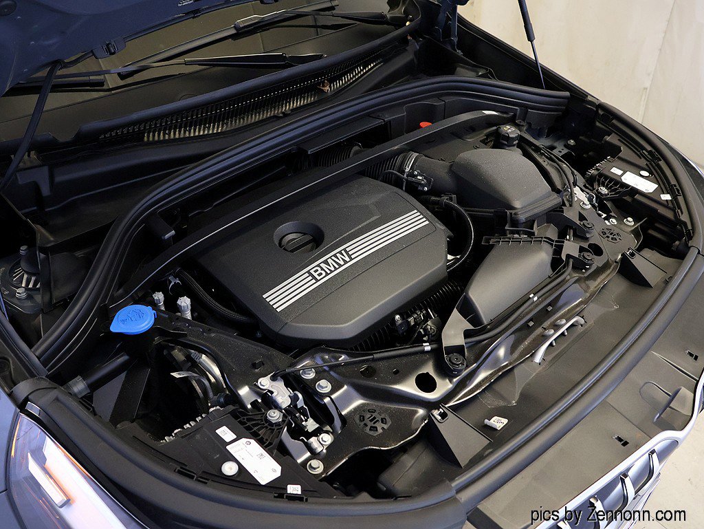 Used 2025 BMW X1 xDrive28i w/ Premium Package image 36