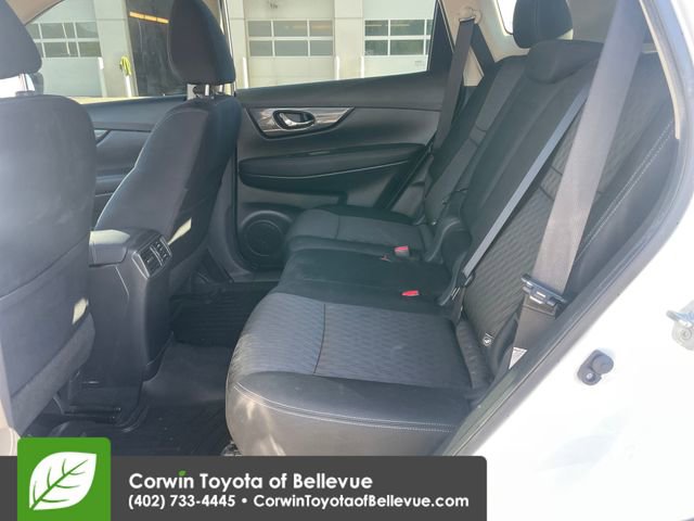 Used 2020 Nissan Rogue SV AWD/4WD image 25