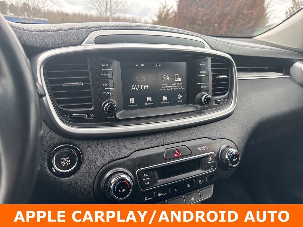 Used 2020 Kia Sorento S image 11