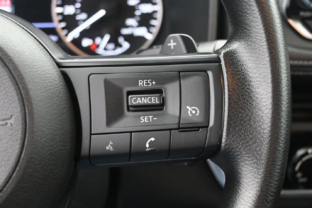 Used 2024 Nissan Rogue S AWD/4WD image 30