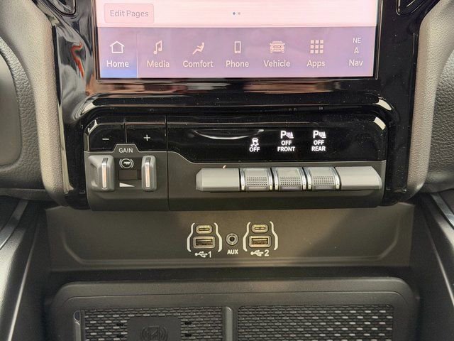 New 2025 RAM 1500 Laramie AWD/4WD image 34