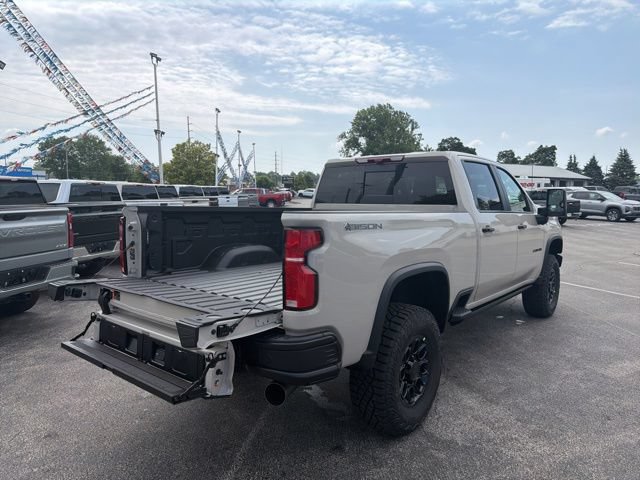 New 2026 Chevrolet Silverado 2500 ZR2 w/ ZR2 Bison Edition AWD/4WD image 10