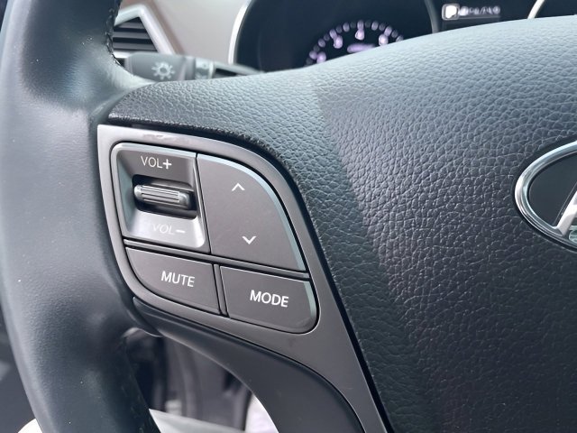 Used 2018 Hyundai Santa Fe Limited image 21