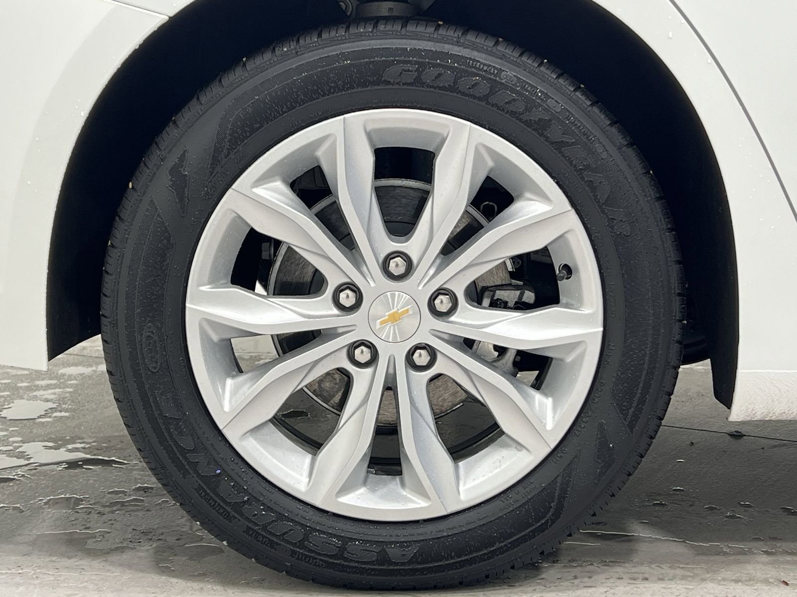 Used 2024 Chevrolet Malibu LT image 10