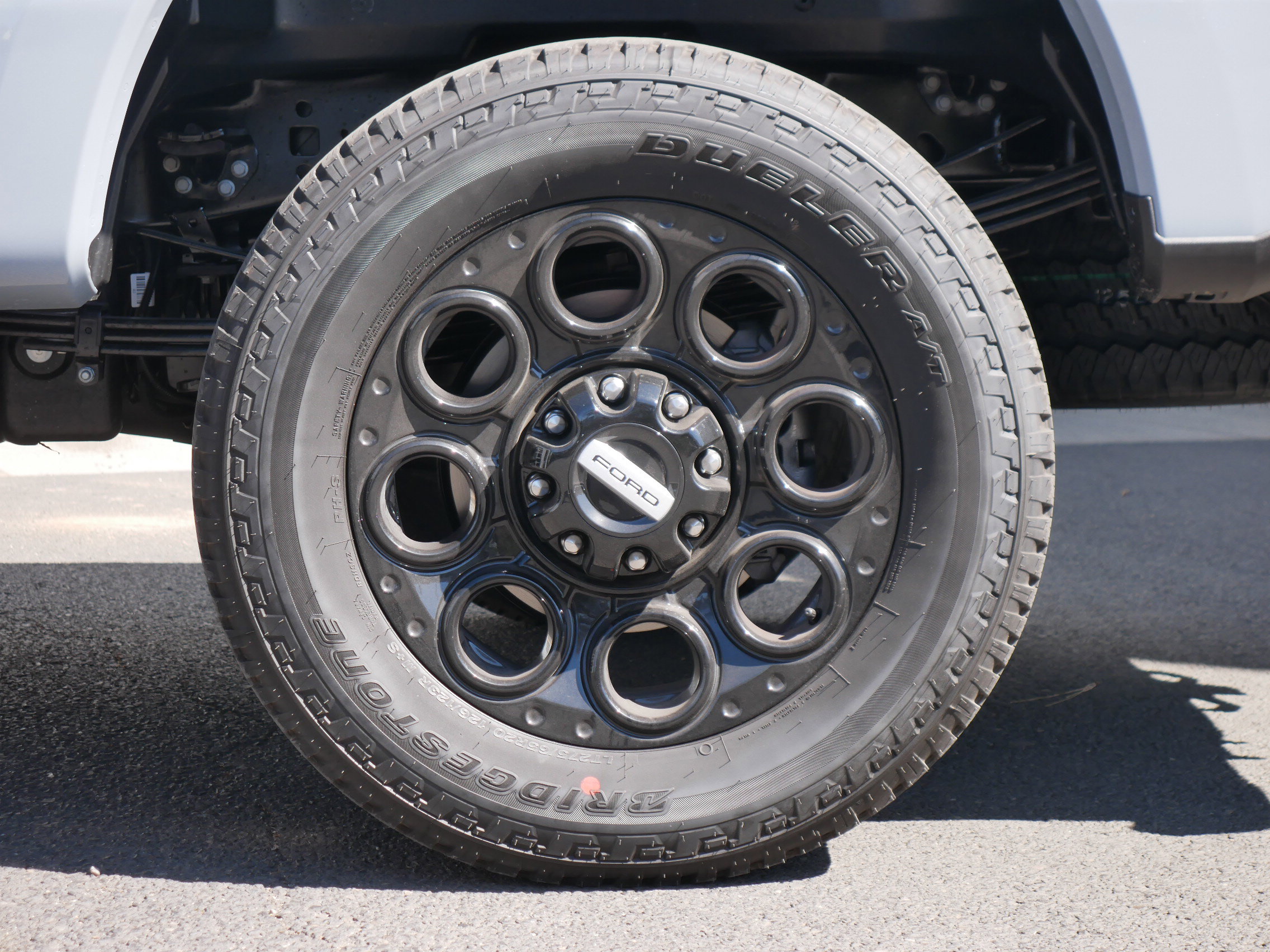 New 2025 Ford F250 Lariat w/ Lariat Ultimate Package image 25