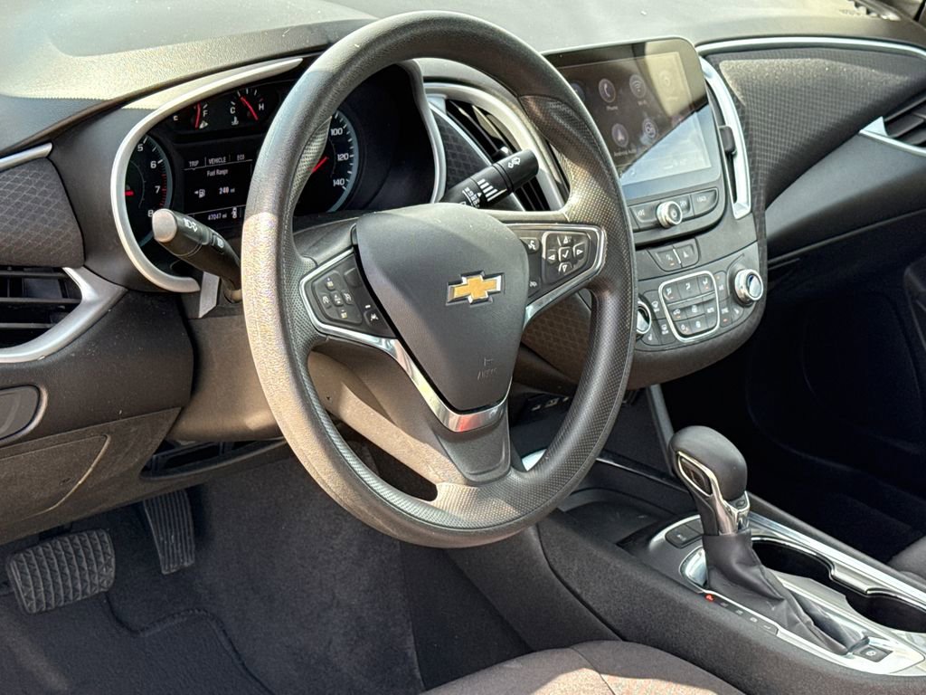 Used 2024 Chevrolet Malibu LT image 18