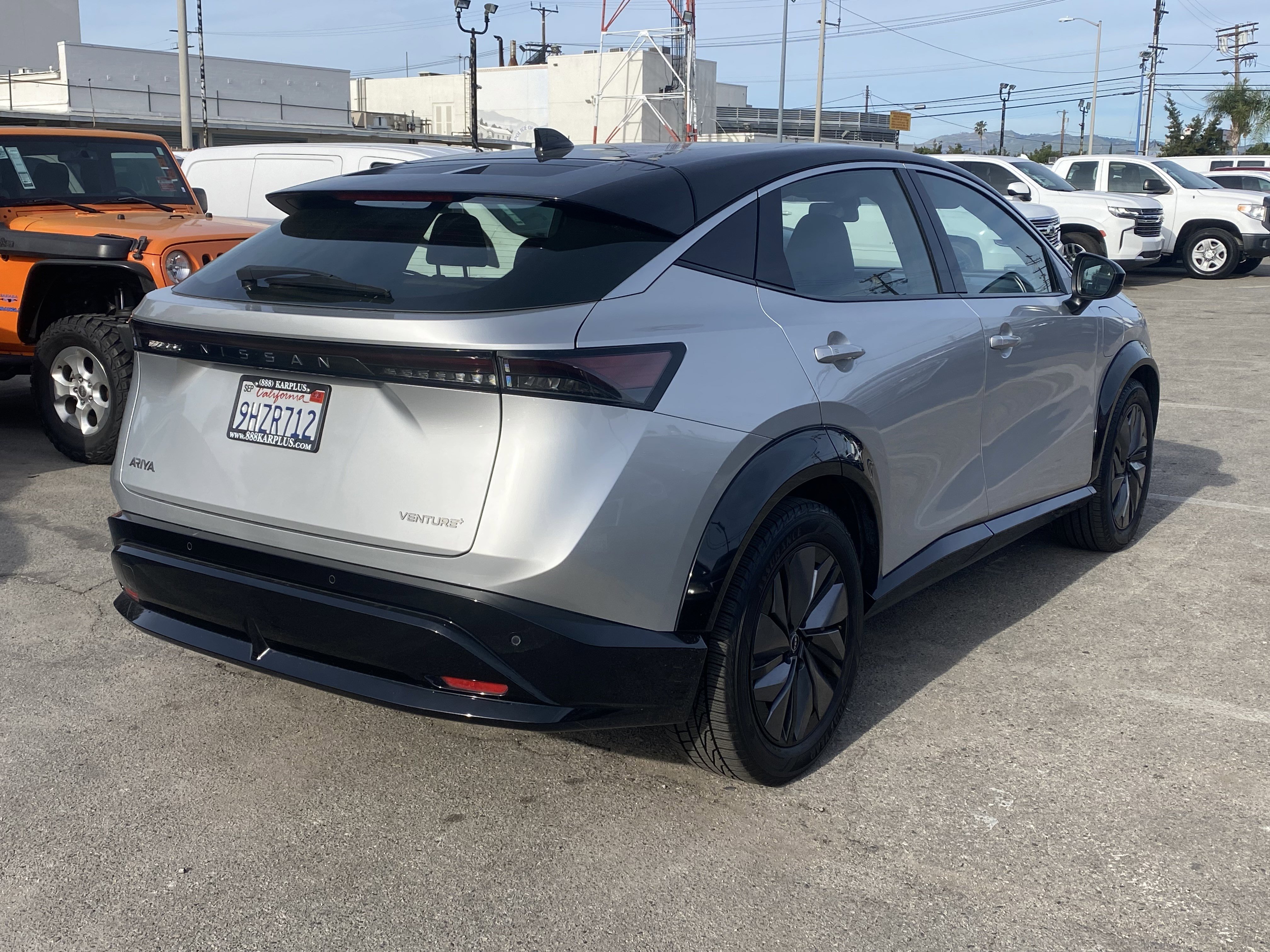 Used 2023 Nissan Ariya FWD image 5