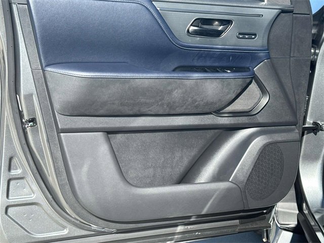 New 2026 INFINITI QX80 4WD image 19