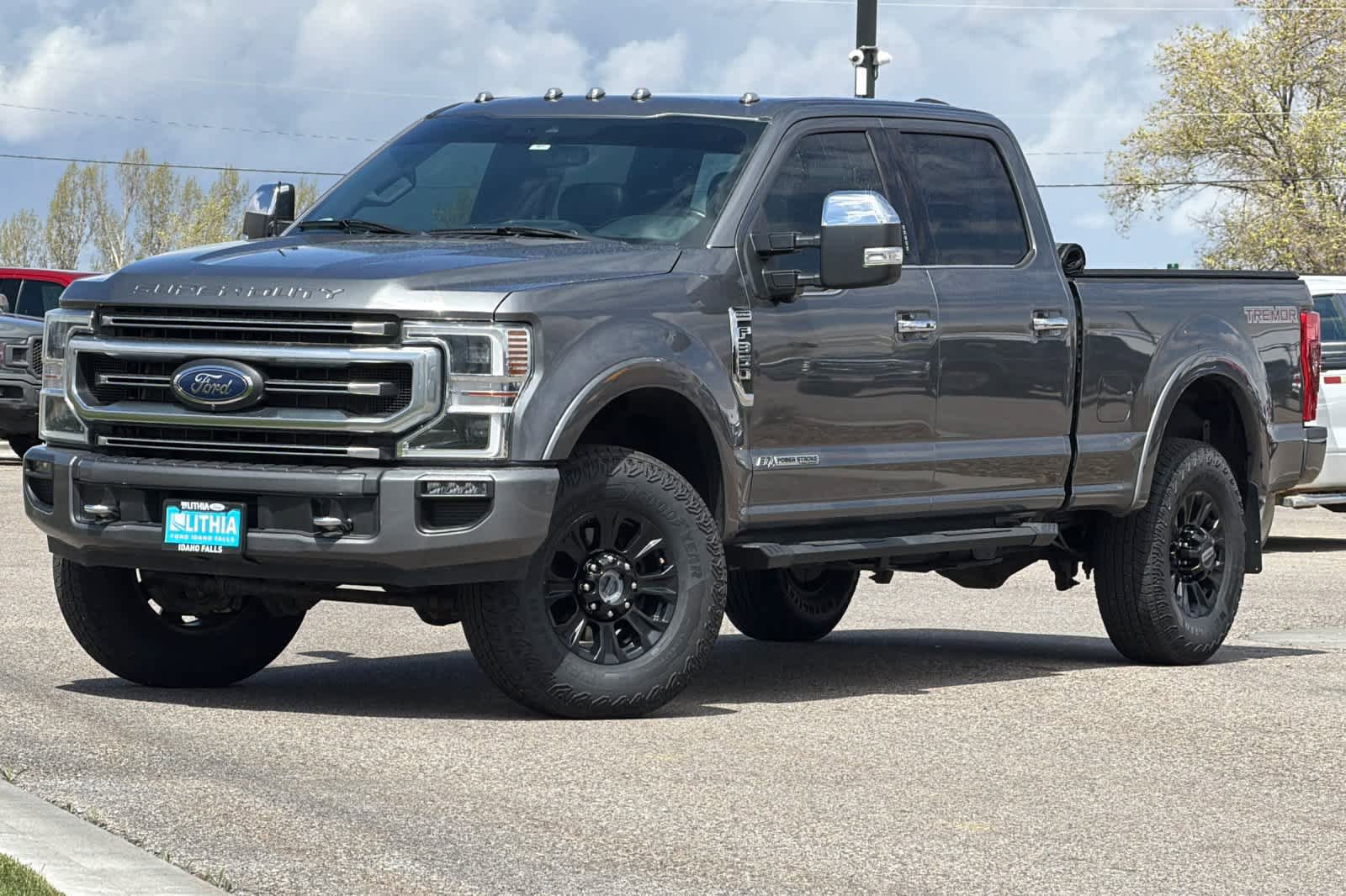Certified 2022 Ford F350 Platinum w/ Tremor Off-Road Package