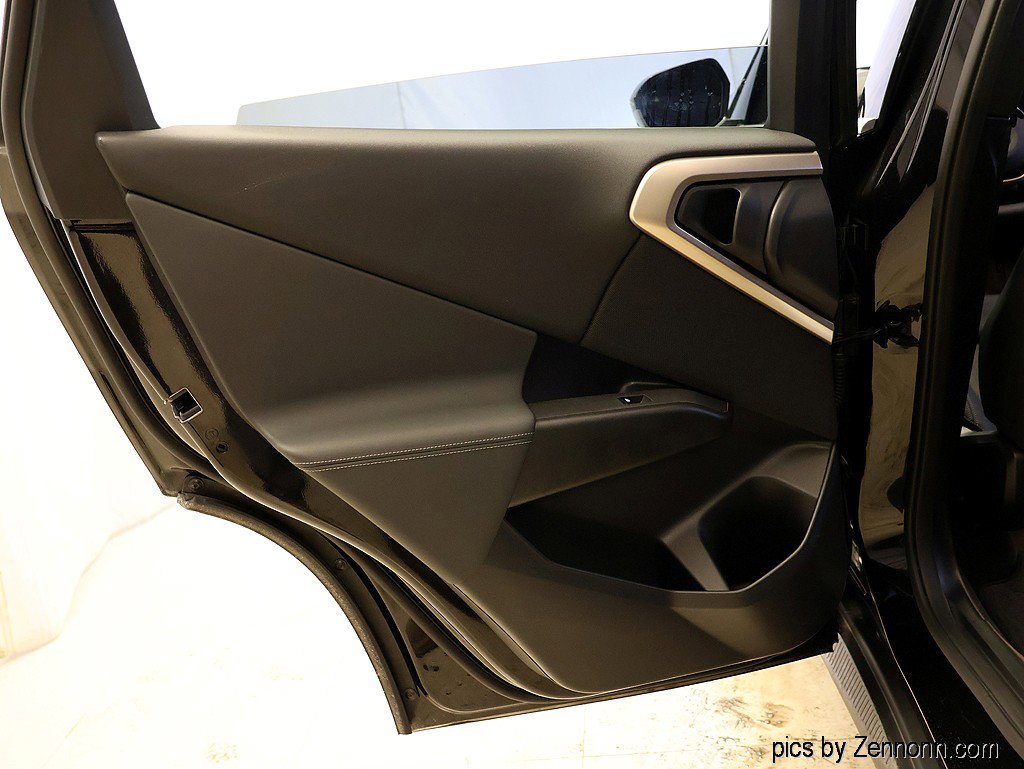 Used 2025 BMW X3 xDrive30i image 28