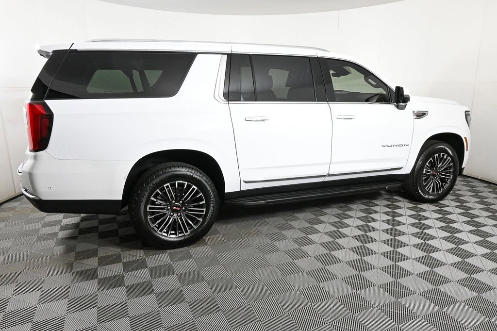 New 2026 GMC Yukon XL Elevation w/ Elevation Premium Package image 29