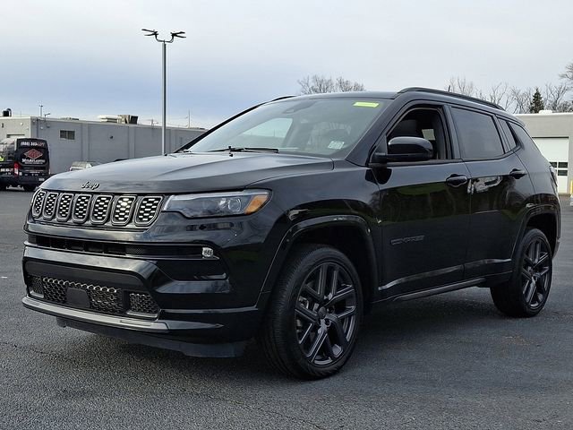 Used 2024 Jeep Compass Limited w/ High Altitude Package AWD/4WD image 6