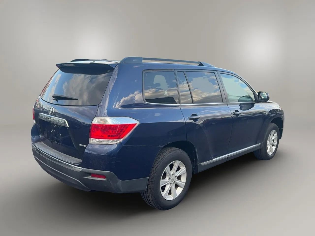 Used 2011 Toyota Highlander SE image 6