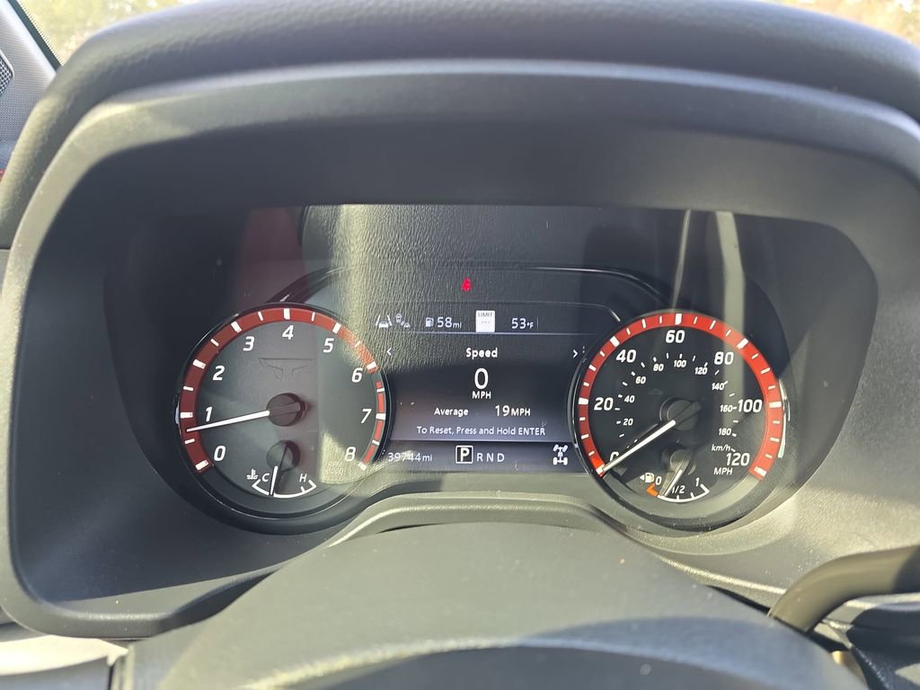 Used 2021 Nissan Titan PRO-4X w/ Pro-4x Convenience Package image 24