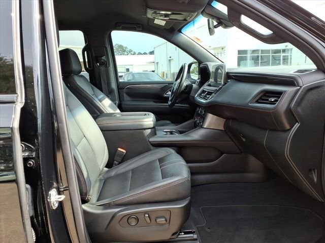 Used 2022 Chevrolet Tahoe RST w/ Luxury Package image 17