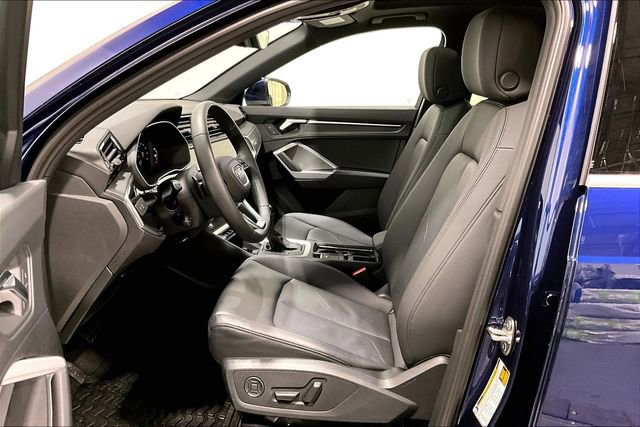 Used 2025 Audi Q3 2.0T Premium w/ Convenience Package AWD/4WD image 14
