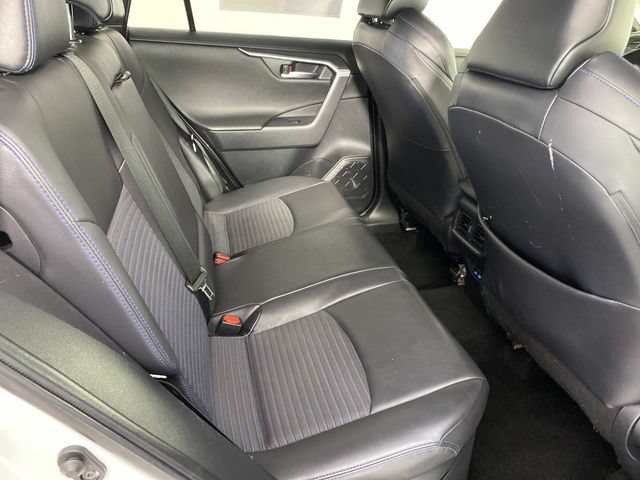 Used 2022 Toyota RAV4 XSE AWD/4WD image 9