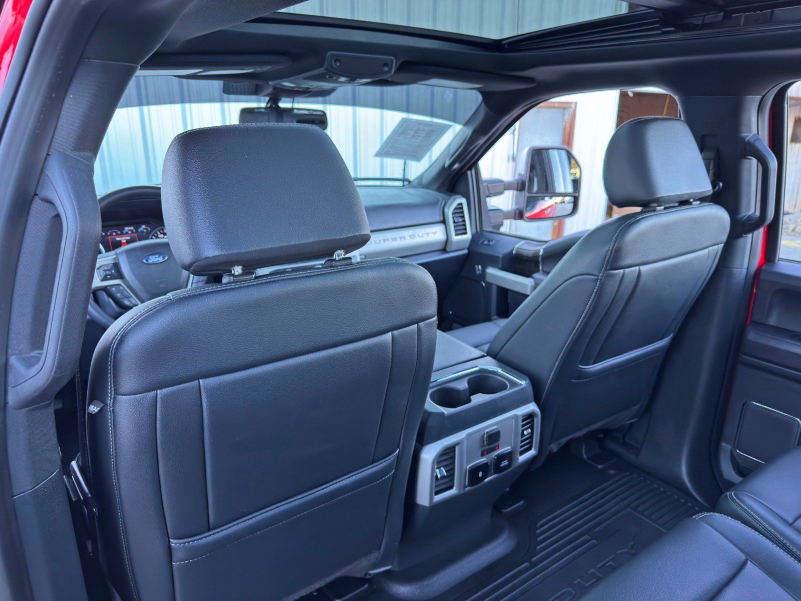 Used 2022 Ford F250 Lariat w/ Lariat Ultimate Package AWD/4WD image 38