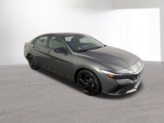 New 2026 Hyundai Elantra Sport FWD image 11