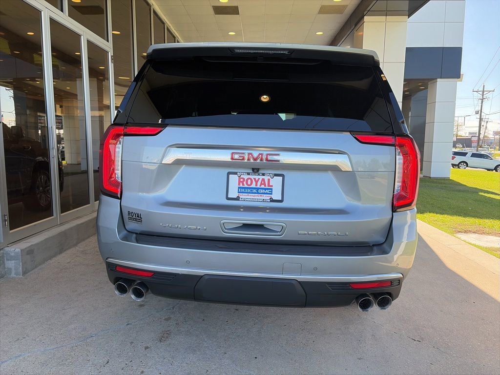 Used 2023 GMC Yukon XL Denali image 6