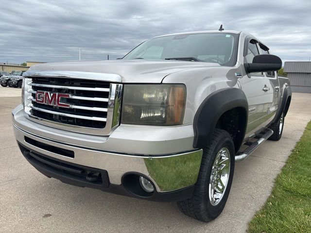 Used 2009 GMC Sierra 1500 SLT w/ All-Terrain Package AWD/4WD image 6