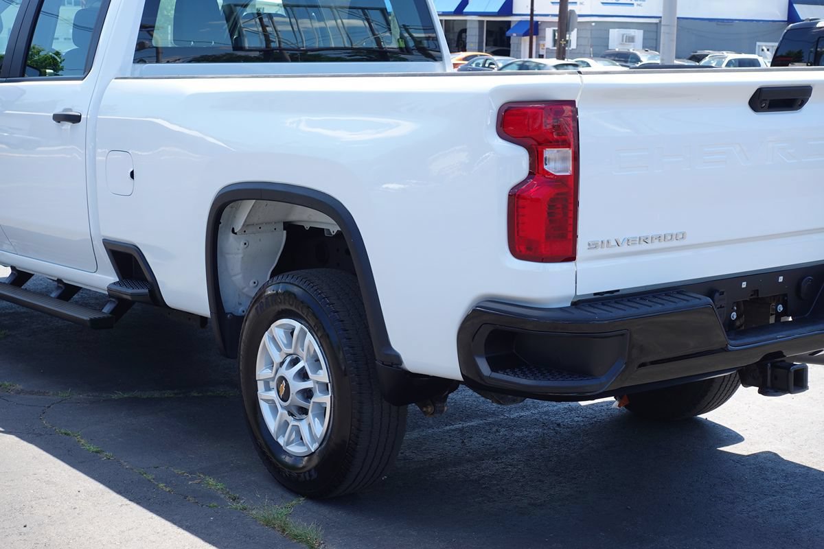 Used 2025 Chevrolet Silverado 2500 W/T AWD/4WD image 10