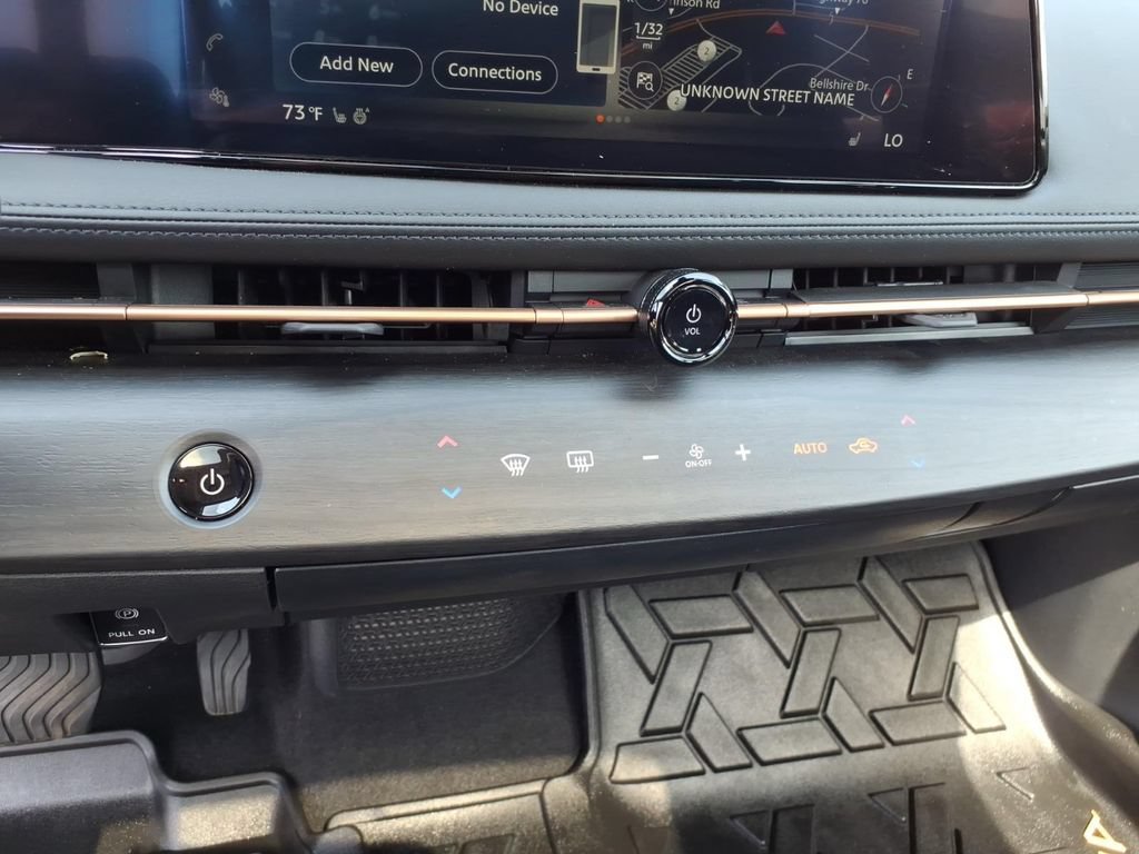 Certified 2024 Nissan Ariya FWD image 13