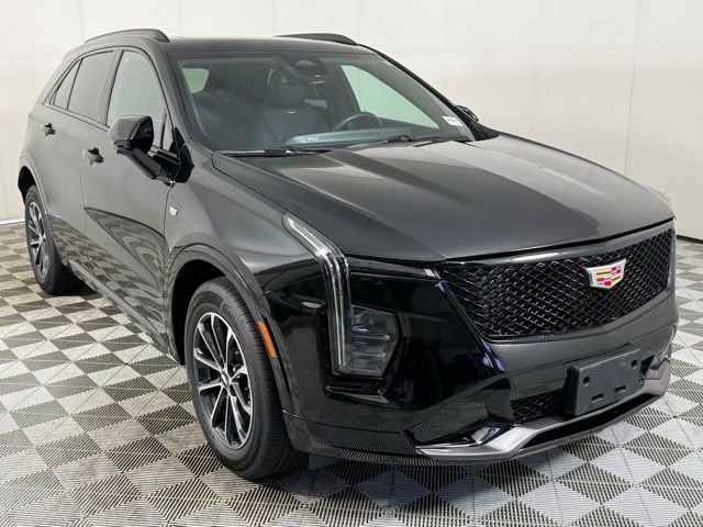 Certified 2024 Cadillac XT4 Sport w/ Cold Weather Package image 9