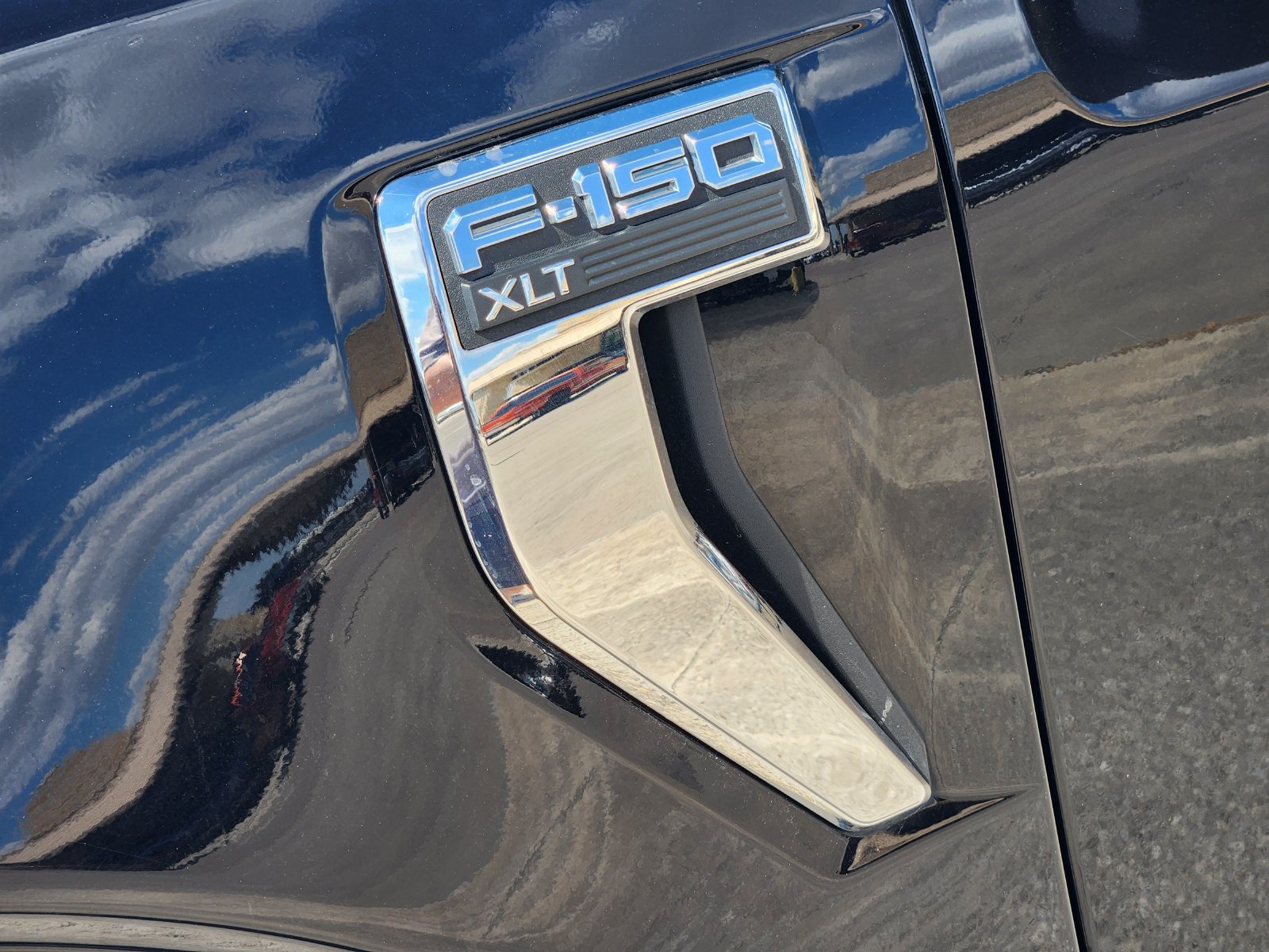 Certified 2023 Ford F150 XLT RWD image 13