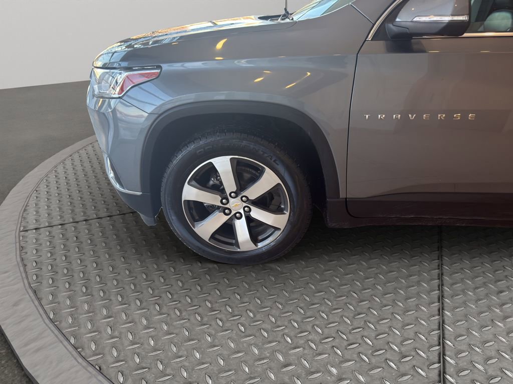 Certified 2021 Chevrolet Traverse LT w/ LT Premium Package image 19